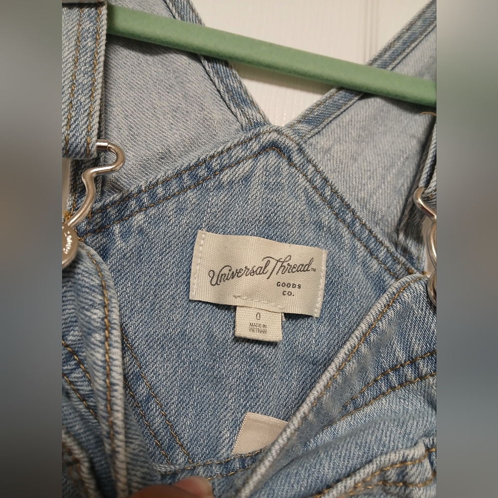 🖤Universal Thread Women's Light Blue Jeans Overalls - Size 0 - Picture 5 of 7
